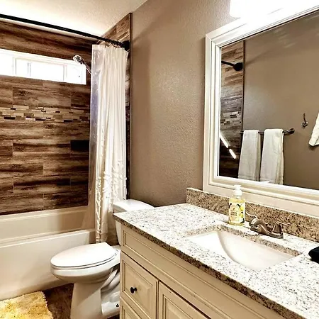 Mesa Oasis Private Pool Spacious! 10+ Guests 7 Beds New, Great Location! Exterior photo